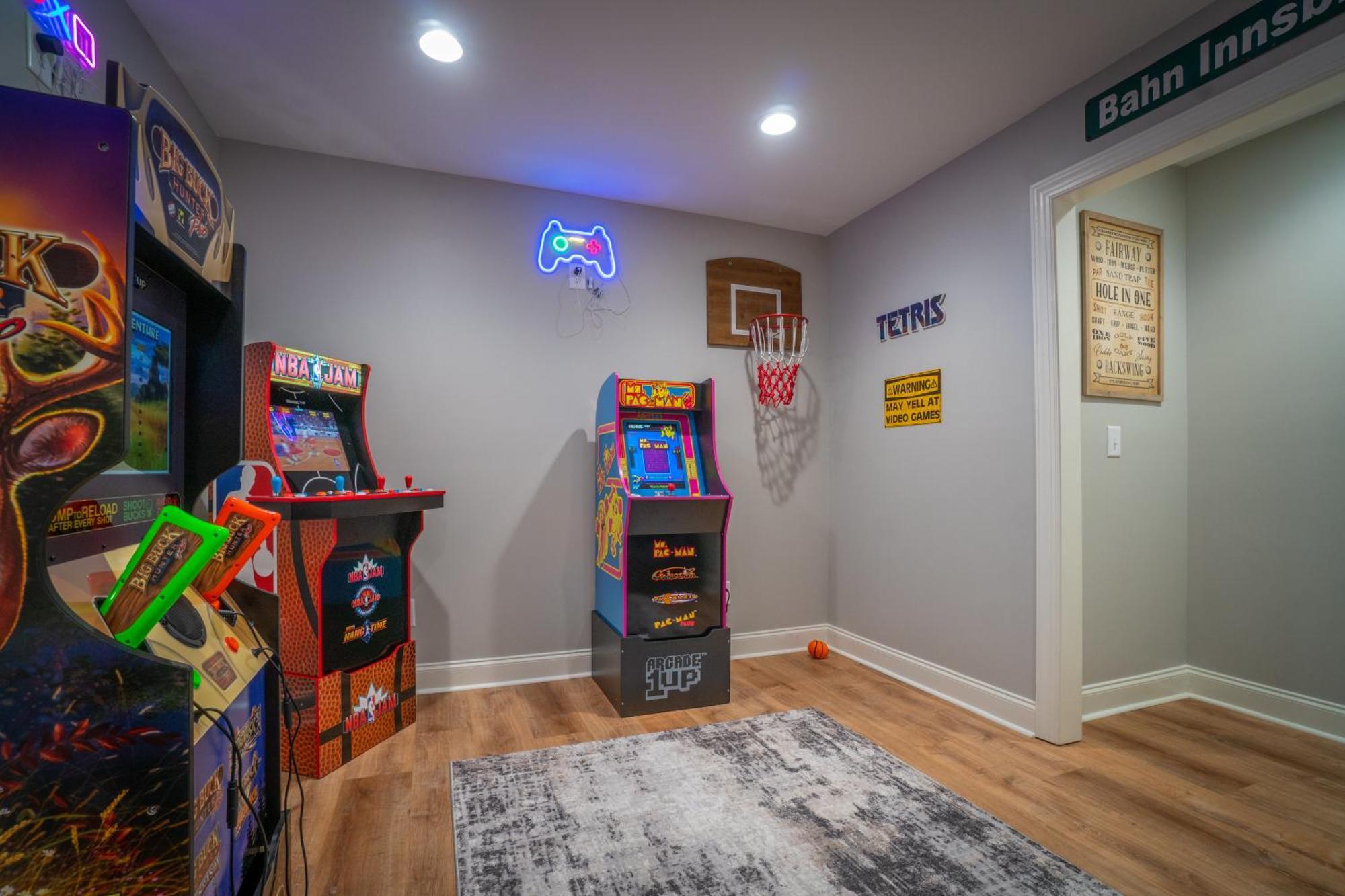 Par-Tee Haus I- Game Room & Hot Tub-Walk To Helen Extérieur photo